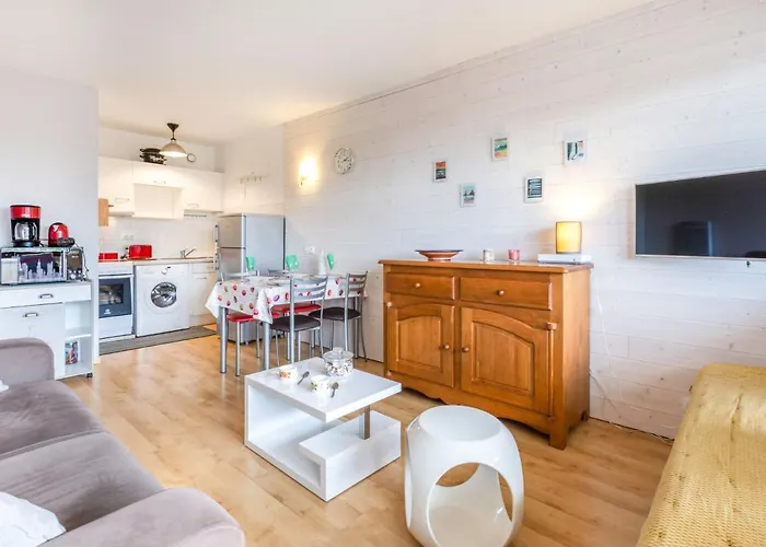 Lejlighed La Pecherie By Interhome