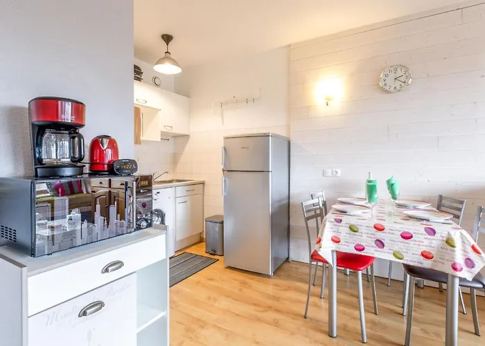 La Pecherie By Interhome *